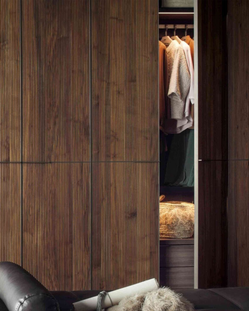 01_Behr_DressingBiblio