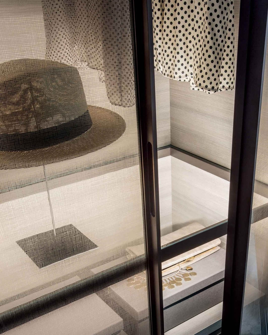 Behr_blog_dandy-vetroserigraf-1-det1_armadi_x3_72dpi_1080x1350